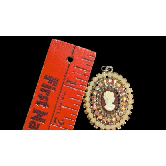 Vintage Cameo Pendant Necklace Beaded Rhinestones Intricate Victorian  Estate - Picture 7 of 12